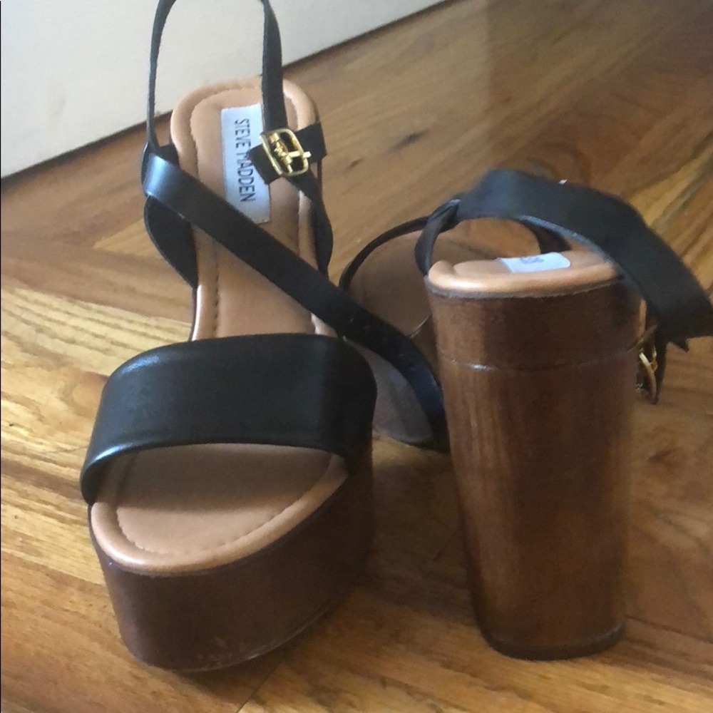 Steve Madden heel